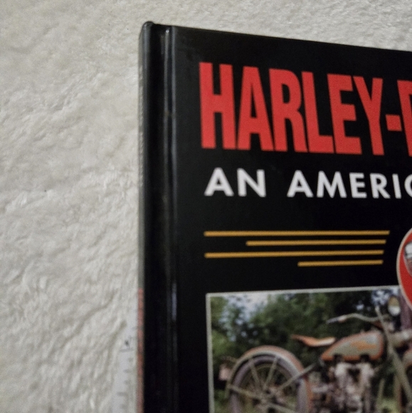 Harley-Davidson An American Classic By Doug Mitchell Coffee Table Book - Picture 6 of 14